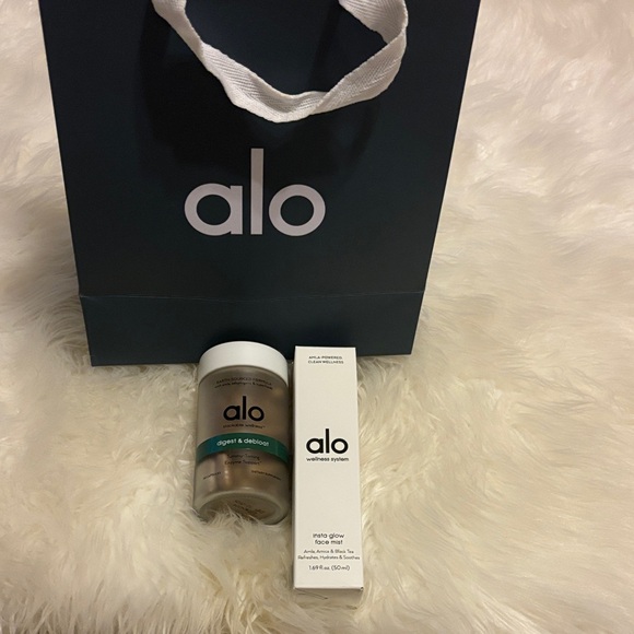 ALO Yoga Other - Alo Wellness System Set with Bag